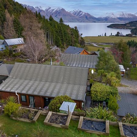 Alpine Hideaway - 2 Bedroom Closeburn Bagian luar foto