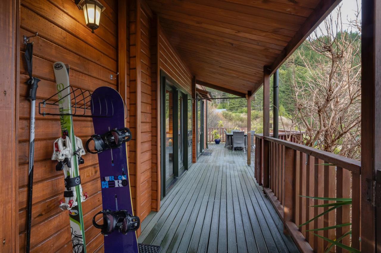 Alpine Hideaway - 2 Bedroom Closeburn Bagian luar foto