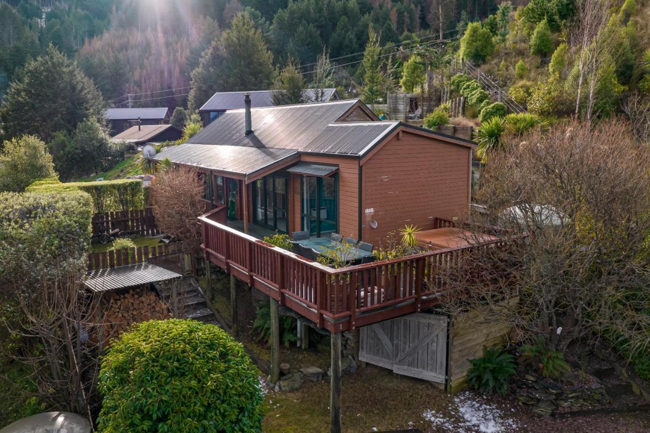 Alpine Hideaway - 2 Bedroom Closeburn Bagian luar foto