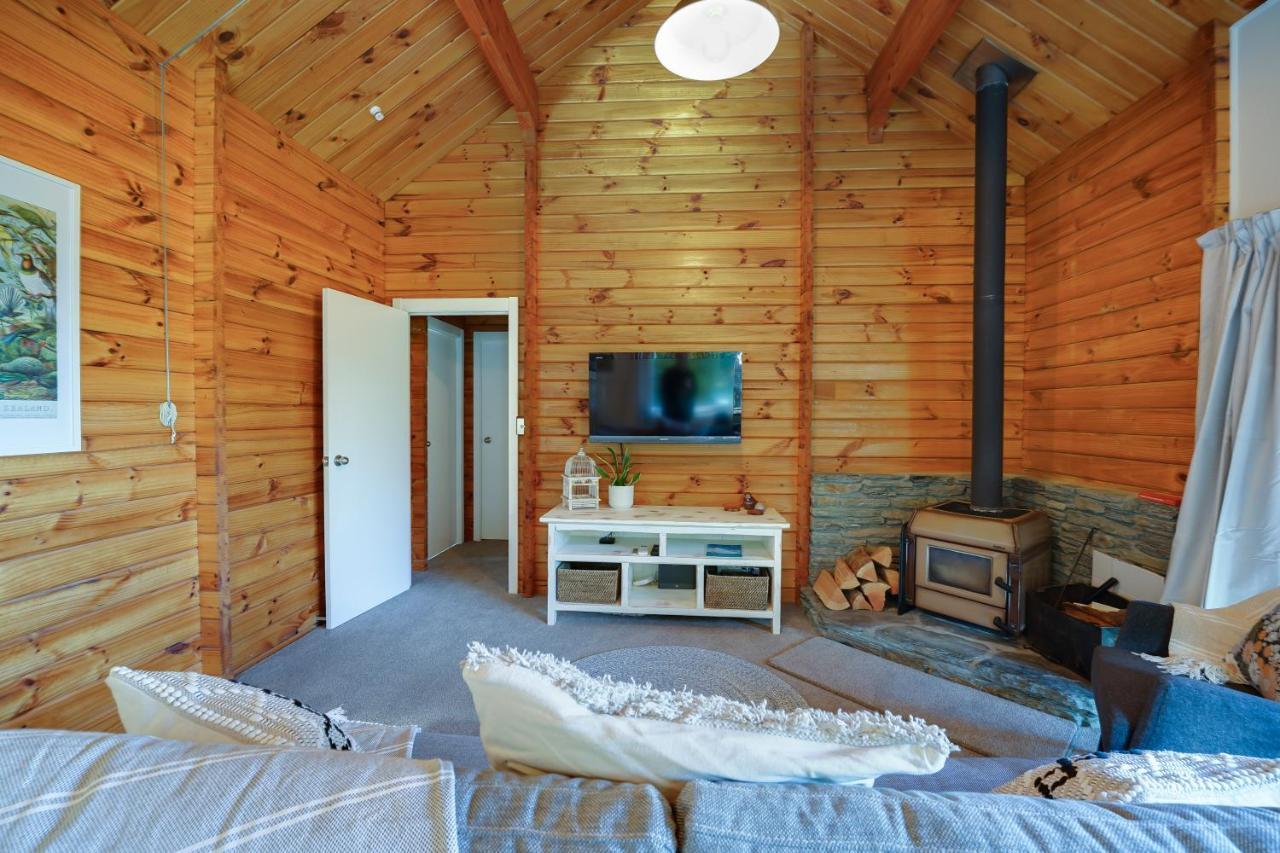 Alpine Hideaway - 2 Bedroom Closeburn Bagian luar foto